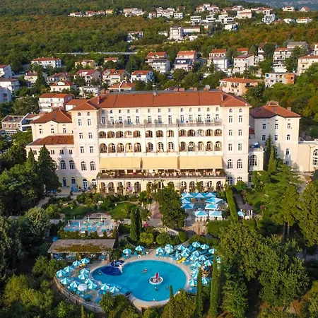 Kvarner Palace 호텔
