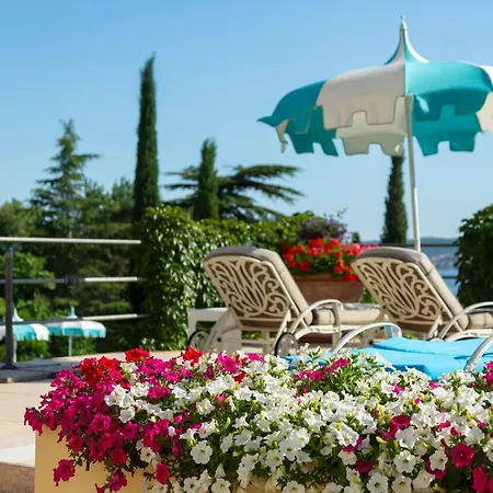 Kvarner Palace 호텔 4*