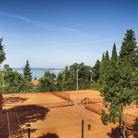 Kvarner Palace 호텔 4*