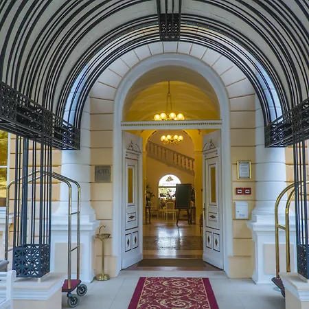 Hotel Kvarner Palace 4*