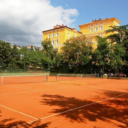 Hotel Kvarner Palace 4*