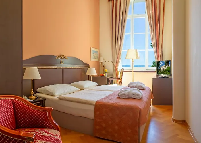 Kvarner Palace 4*