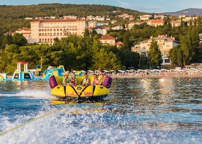 克瓦内尔宫酒店 酒店 4*