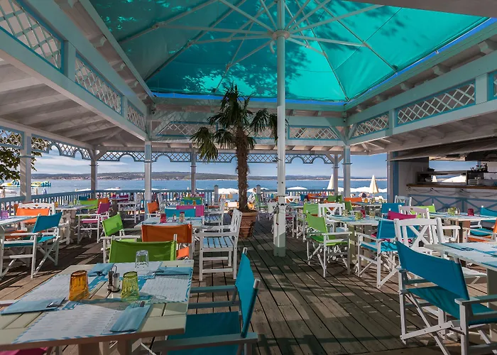 酒店 克瓦内尔宫酒店