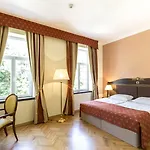 Hotel Kvarner 4*