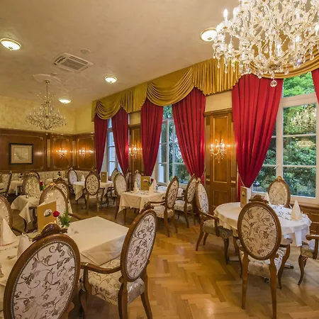 Kvarner Hotel