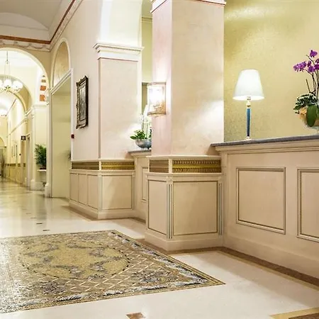 Kvarner Palace Отель