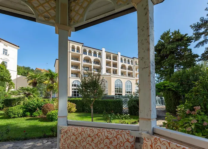 克瓦内尔宫酒店