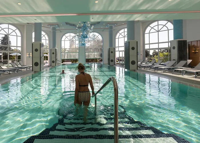 Kvarner Palace Hotel