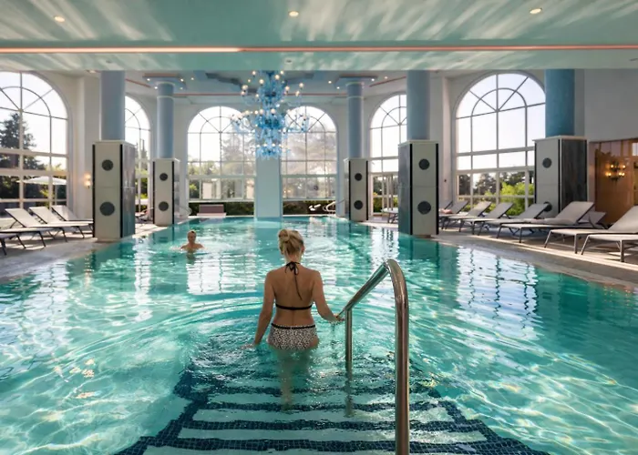 Kvarner Palace Hotel
